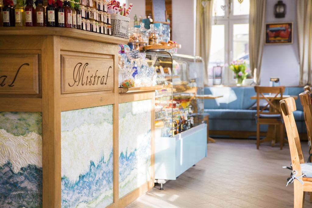 Dom Wakacyjny Mistral Ustka Exteriör bild